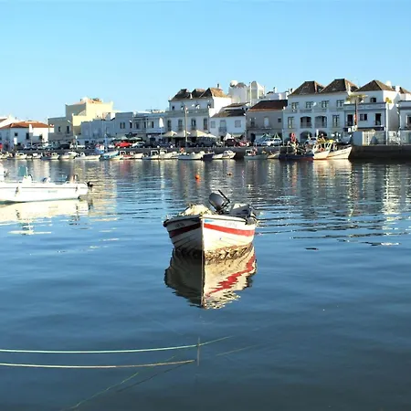 Seaview - Adorable Flat With Pool Daire *