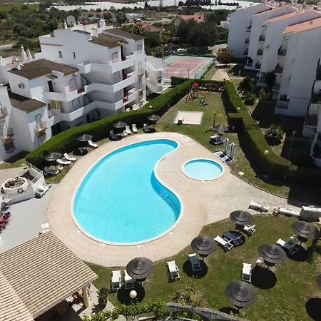 Seaview - Adorable Flat With Pool Apartamento
