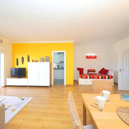 Apartamento Seaview - Adorable Flat With Pool